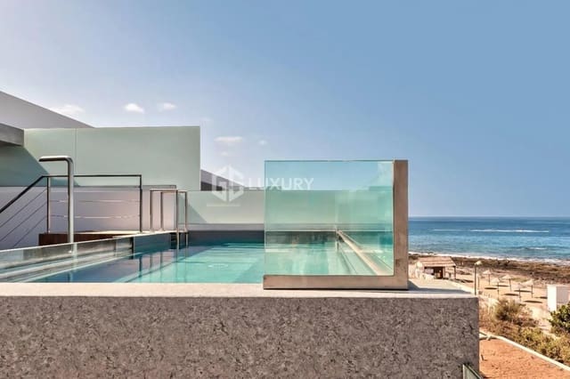 4 chambre Villa/Maison à vendre à Arona avec garage - 2 850 000 € (Ref: 9821301)