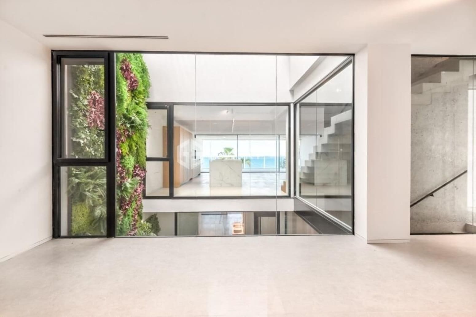 4 chambre Villa/Maison à vendre à Arona avec garage - 2 850 000 € (Ref: 9821301)