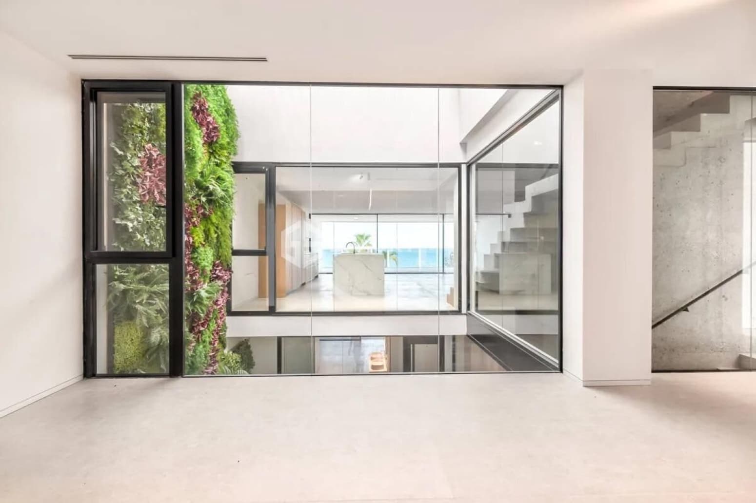 4 chambre Villa/Maison à vendre à Arona avec garage - 2 850 000 € (Ref: 9821301)