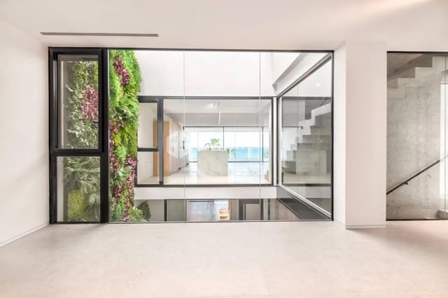 4 chambre Villa/Maison à vendre à Arona avec garage - 2 850 000 € (Ref: 9821301)