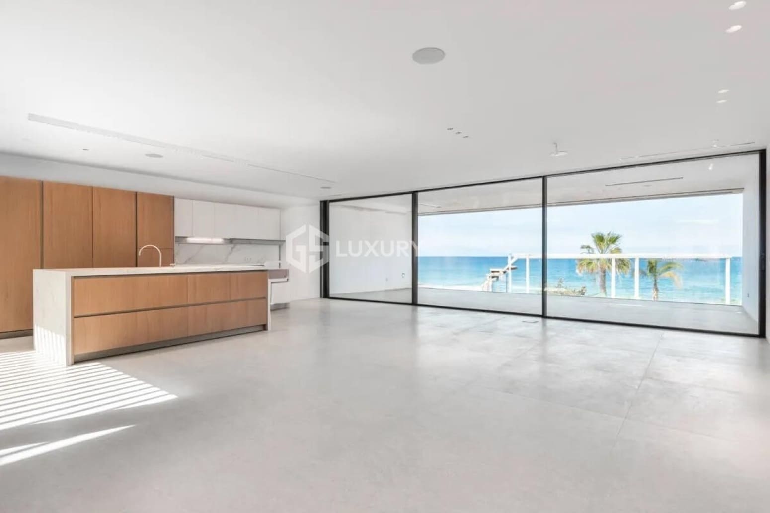 4 chambre Villa/Maison à vendre à Arona avec garage - 2 850 000 € (Ref: 9821301)