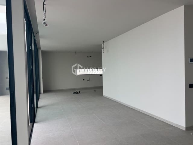 4 slaapkamer Villa te koop in Torviscas Centro y Alto, Adeje met garage - € 2.400.000 (Ref: 9821304)