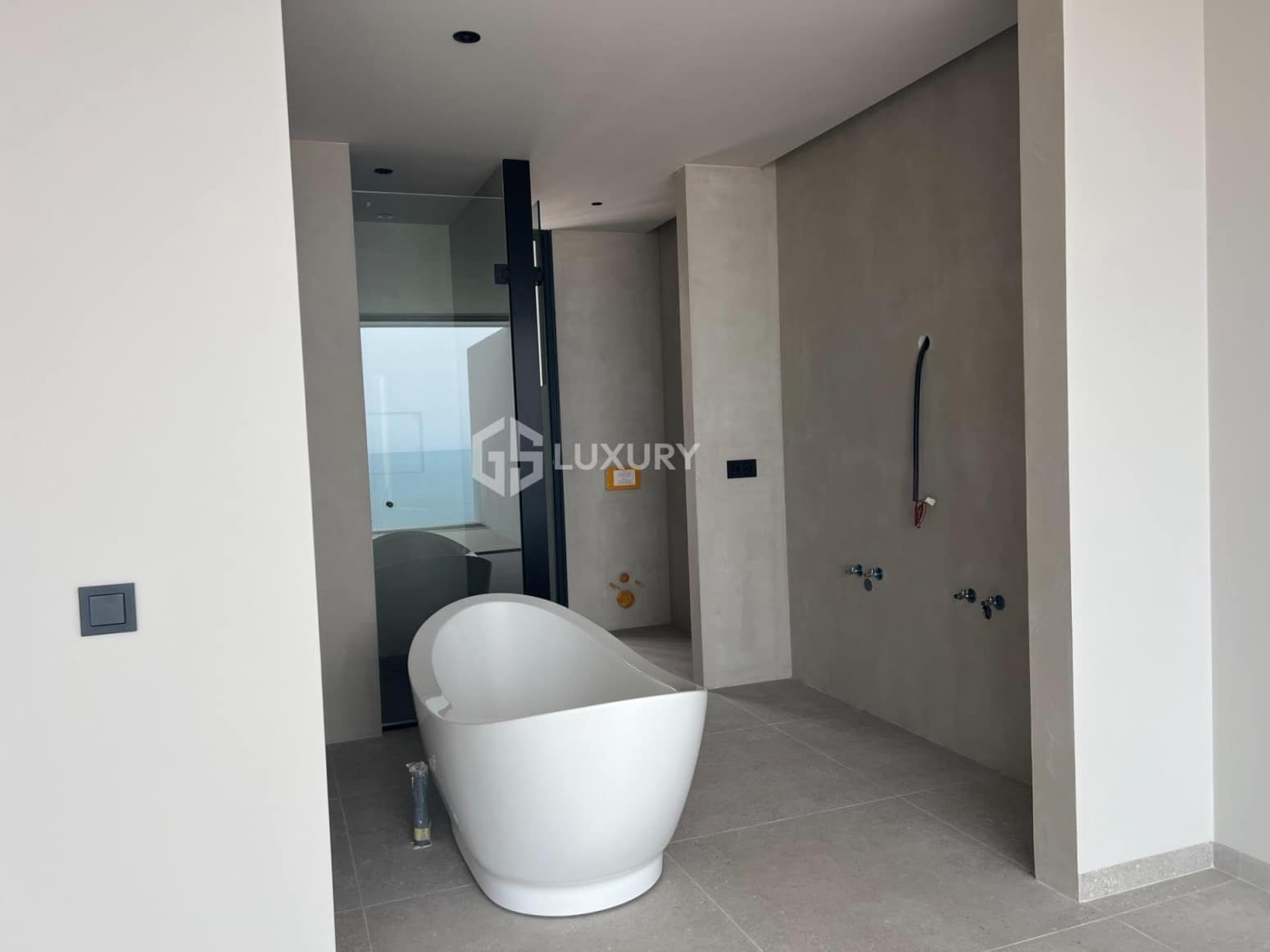 4 slaapkamer Villa te koop in Adeje met garage - € 2.400.000 (Ref: 9821304)