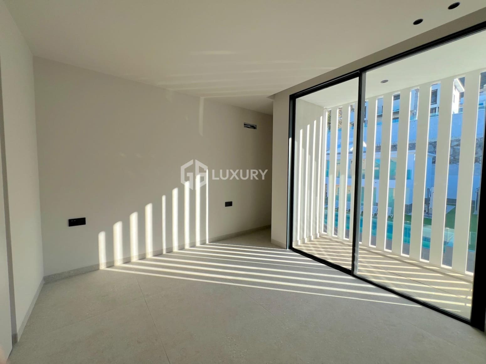 4 slaapkamer Villa te koop in Adeje met garage - € 2.400.000 (Ref: 9821304)