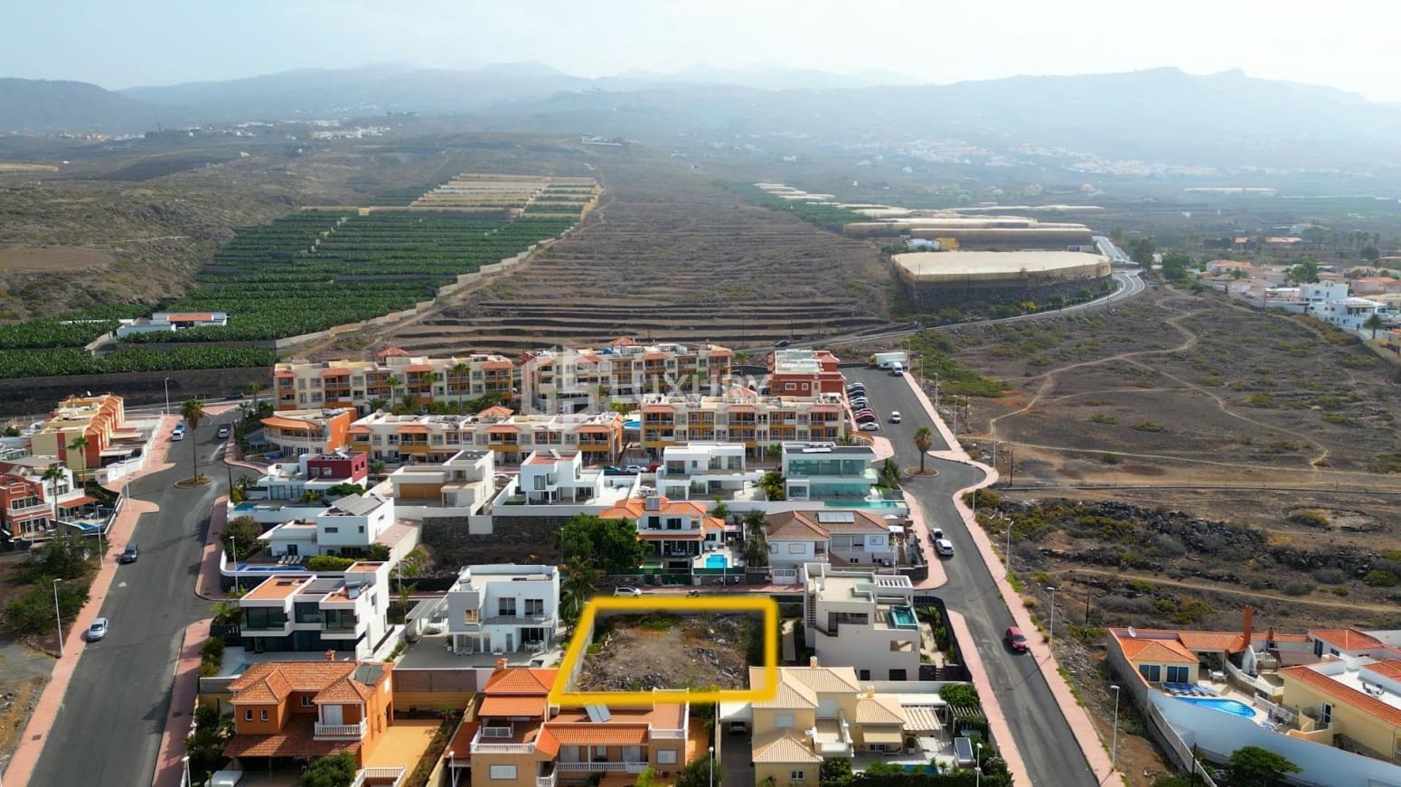 Building Plot for sale in Adeje - € 500,000 (Ref: 9821307)