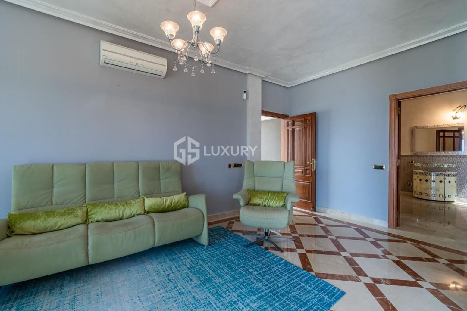 5 slaapkamer Villa te koop in Adeje met garage - € 2.600.000 (Ref: 9821308)