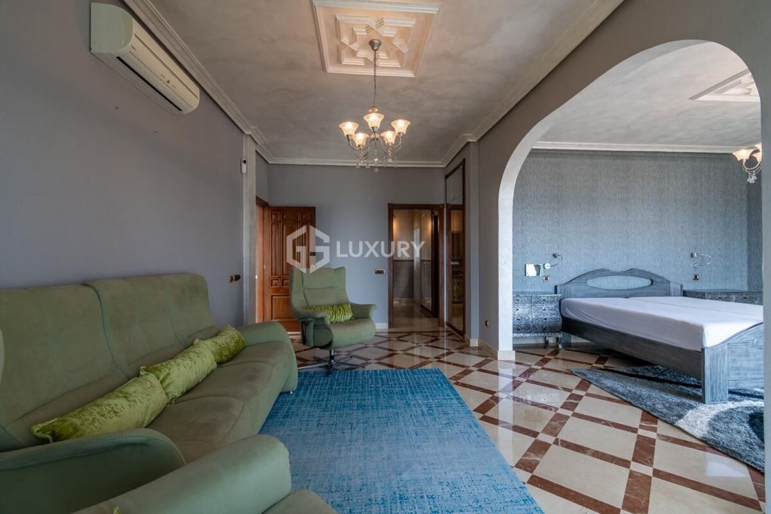 5 slaapkamer Villa te koop in Adeje met garage - € 2.600.000 (Ref: 9821308)