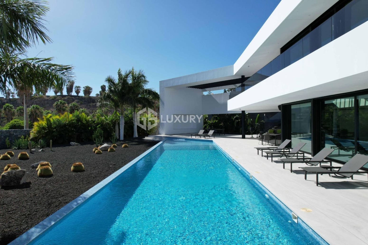 Chalet de 6 habitaciones en Adeje en venta con garaje - 6.400.000 € (Ref: 9821310)
