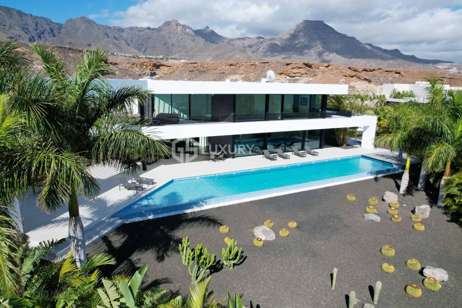 Chalet de 6 habitaciones en Adeje en venta con garaje - 6.400.000 € (Ref: 9821310)