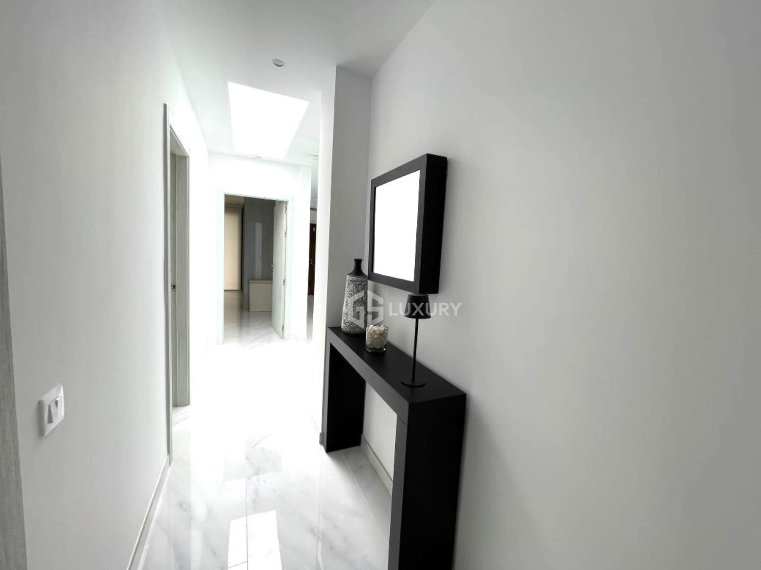 Chalet de 3 habitaciones en Adeje en venta con piscina garaje - 1.795.000 € (Ref: 9827720)