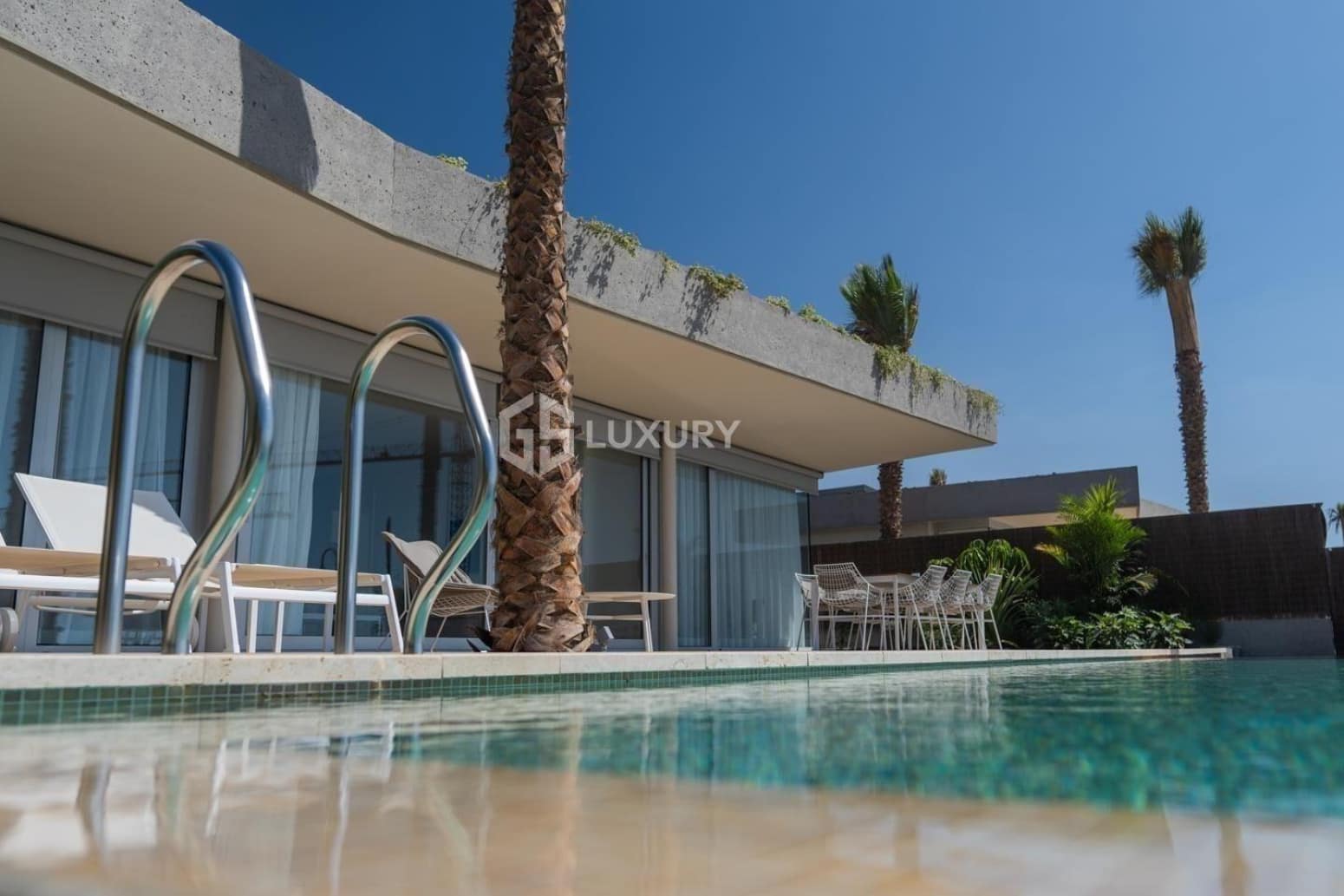 3 slaapkamer Villa te koop in Guia de Isora met garage - € 2.100.000 (Ref: 9827982)