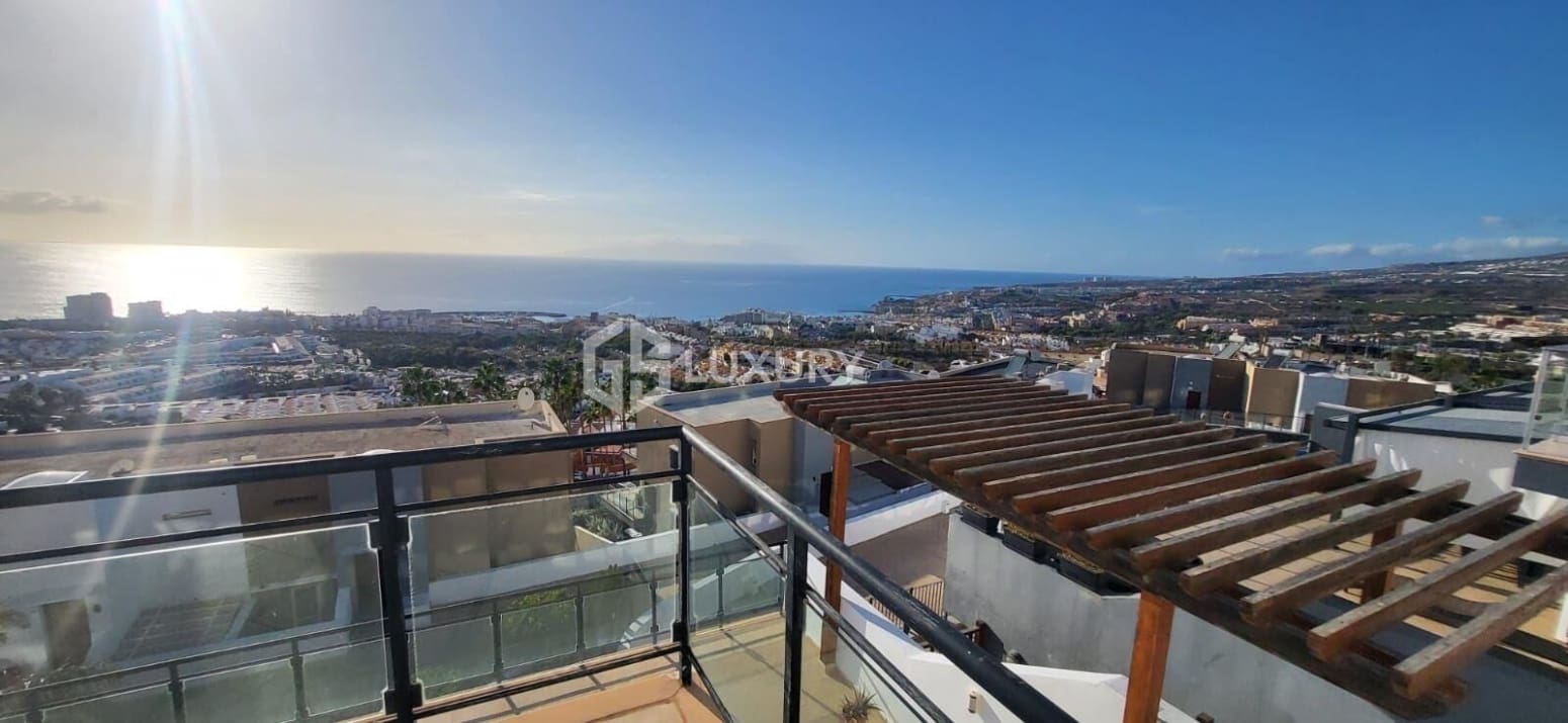 3 soverom Villa til salgs i Adeje med garasje - € 850 000 (Ref: 9829945)