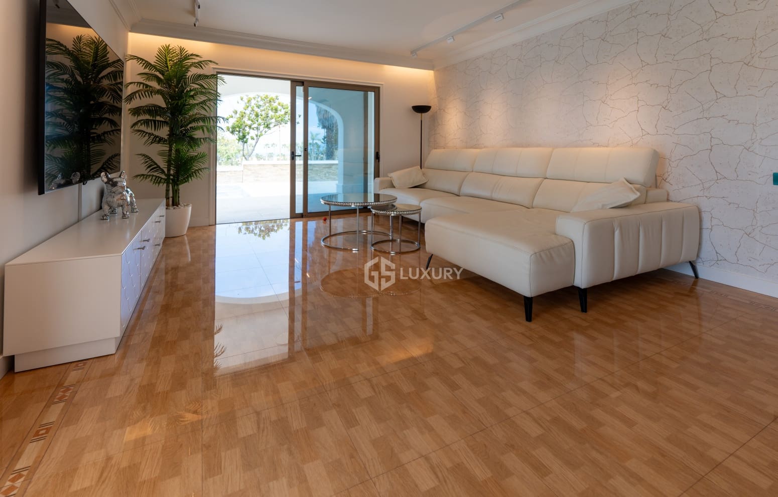 4 sypialnia Willa na sprzedaż w Adeje z basenem garażem - 3 500 000 € (Ref: 9834131)