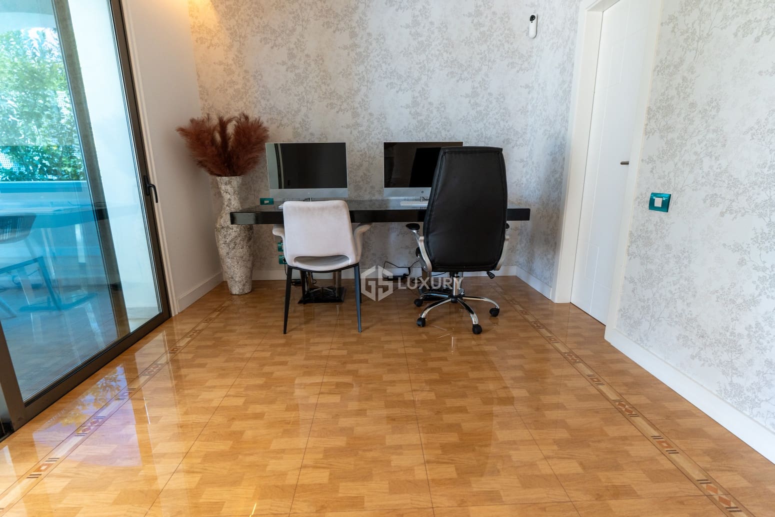 4 sypialnia Willa na sprzedaż w Adeje z basenem garażem - 3 500 000 € (Ref: 9834131)