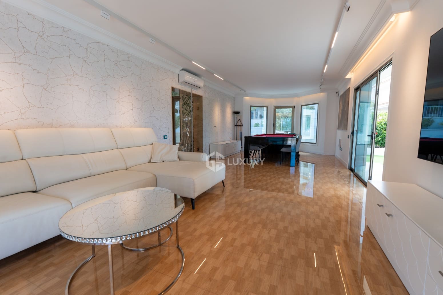 4 sypialnia Willa na sprzedaż w Adeje z basenem garażem - 3 500 000 € (Ref: 9834131)