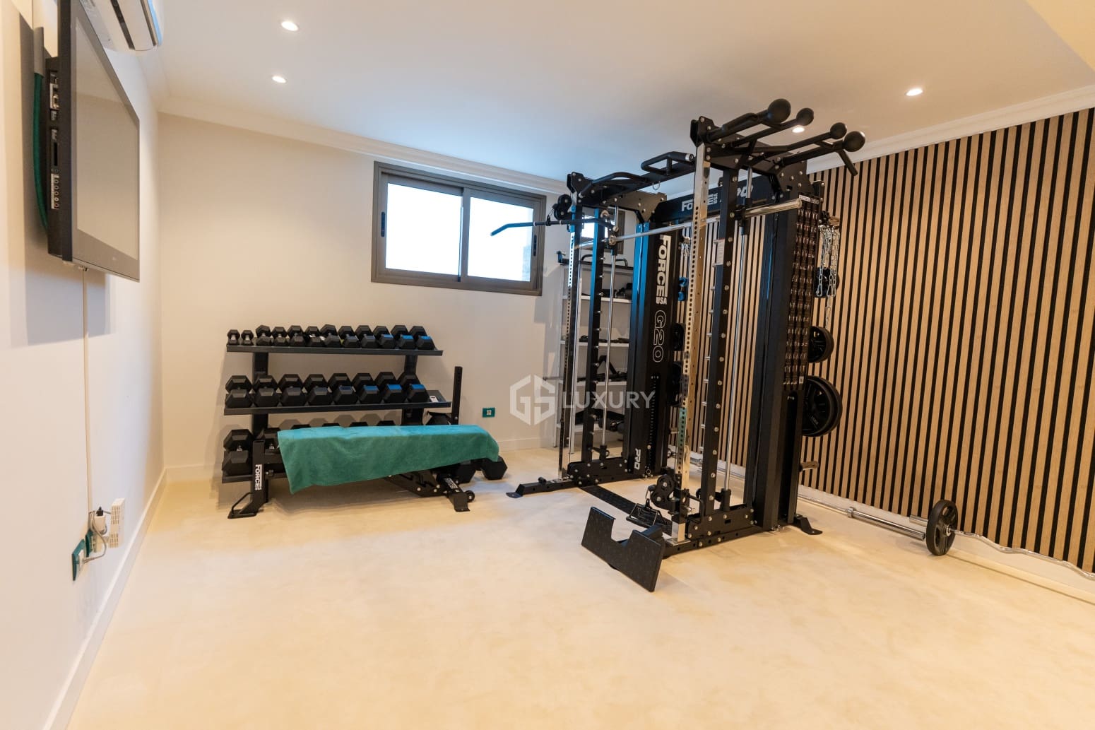 4 sypialnia Willa na sprzedaż w Adeje z basenem garażem - 3 500 000 € (Ref: 9834131)