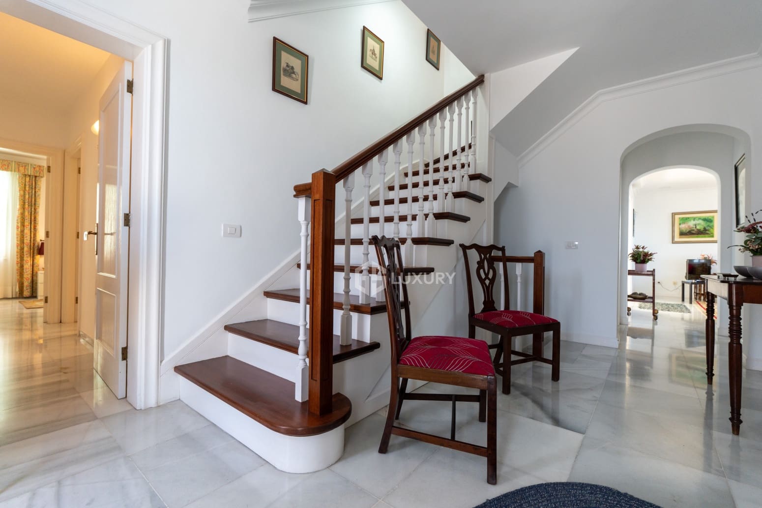 4 bedroom Villa for rent in La Orotava with pool garage - € 3,500 (Ref: 9854474)