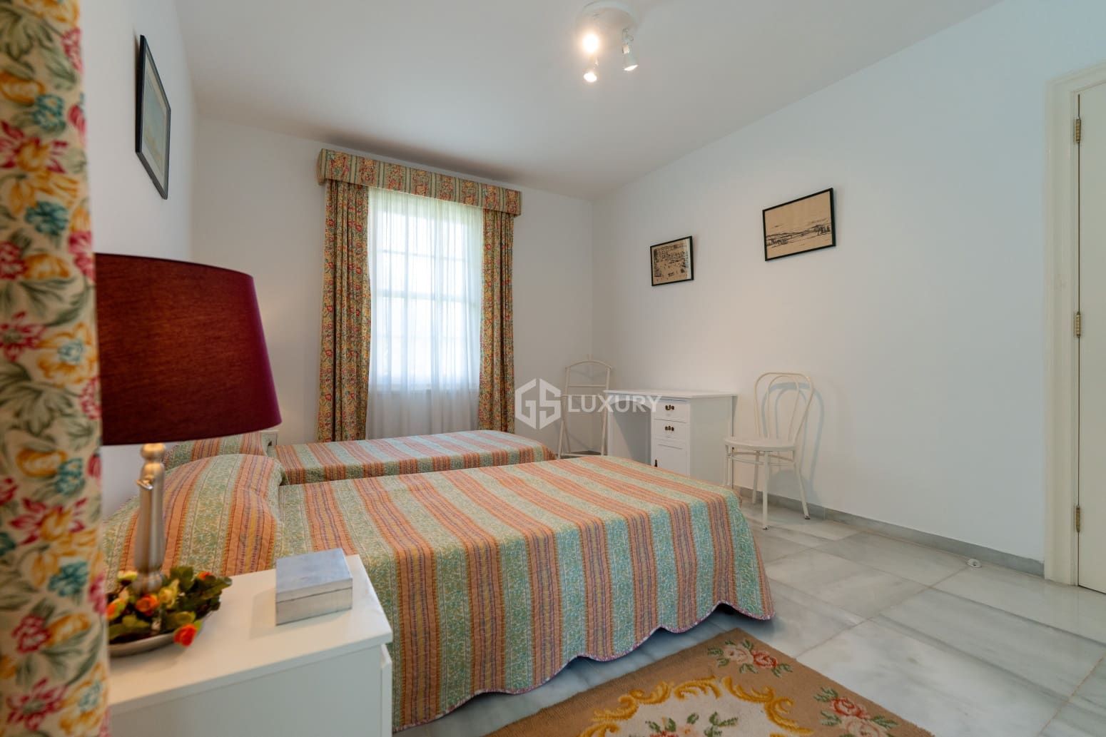 4 bedroom Villa for rent in La Orotava with pool garage - € 3,500 (Ref: 9854474)