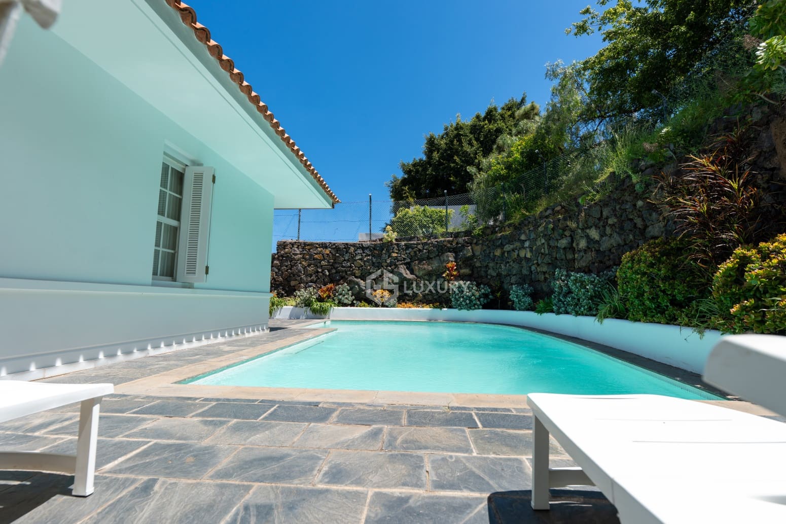 4 bedroom Villa for rent in La Orotava with pool garage - € 3,500 (Ref: 9854474)