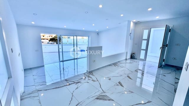 3 camera da letto Villa in vendita in San Eugenio Alto, Adeje con garage - 1.300.000 € (Rif: 9858575)