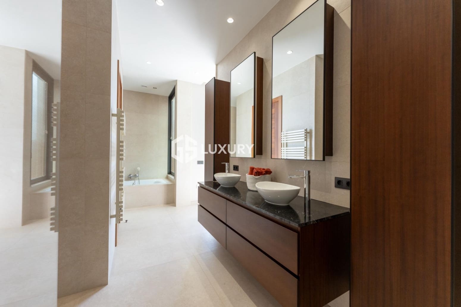 3 camera da letto Villa in vendita in Adeje con garage - 5.900.000 € (Rif: 9858580)