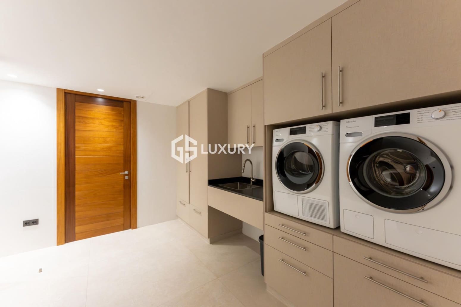 3 camera da letto Villa in vendita in Adeje con garage - 5.900.000 € (Rif: 9858580)