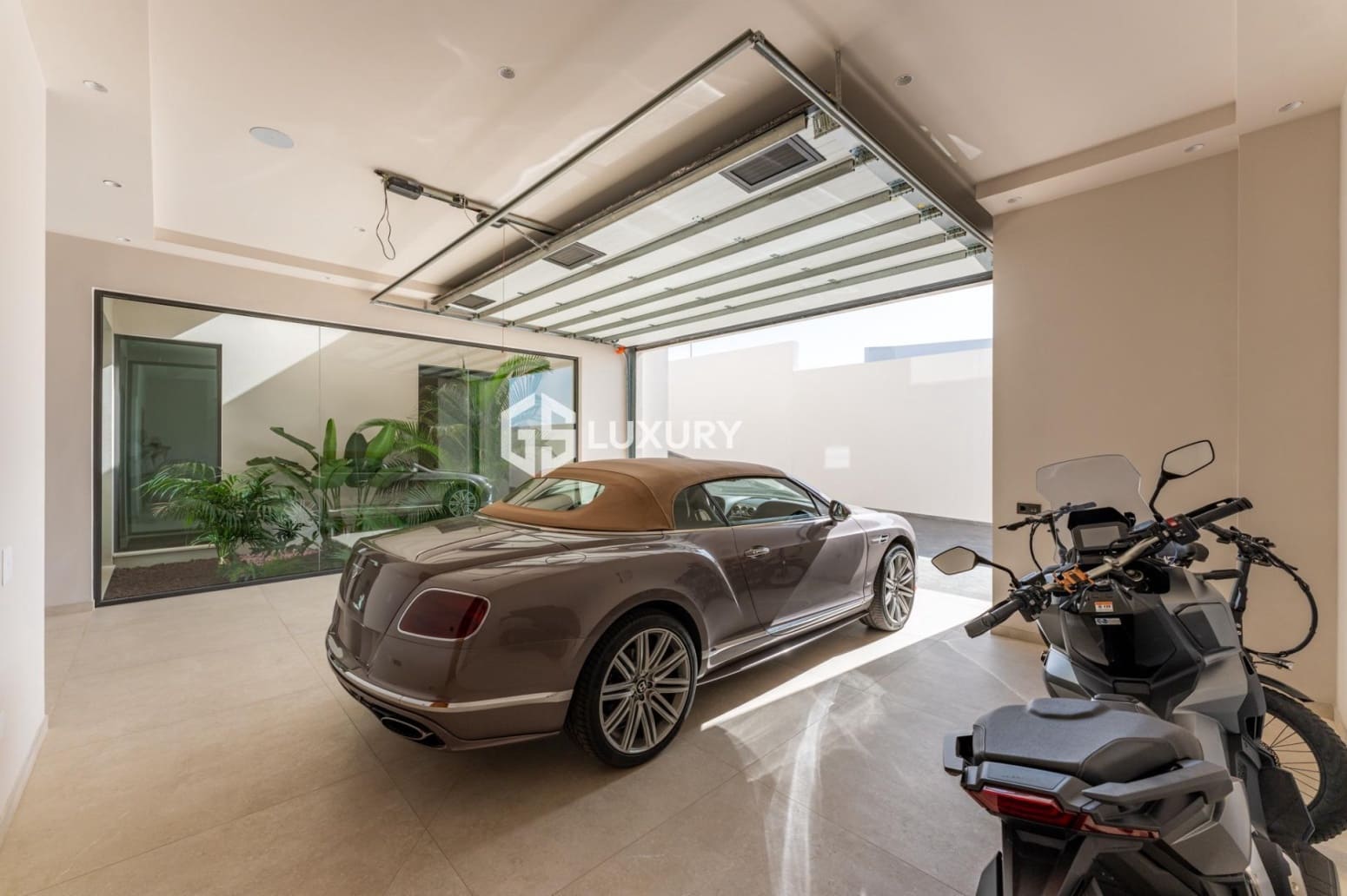 3 camera da letto Villa in vendita in Adeje con garage - 5.900.000 € (Rif: 9858580)