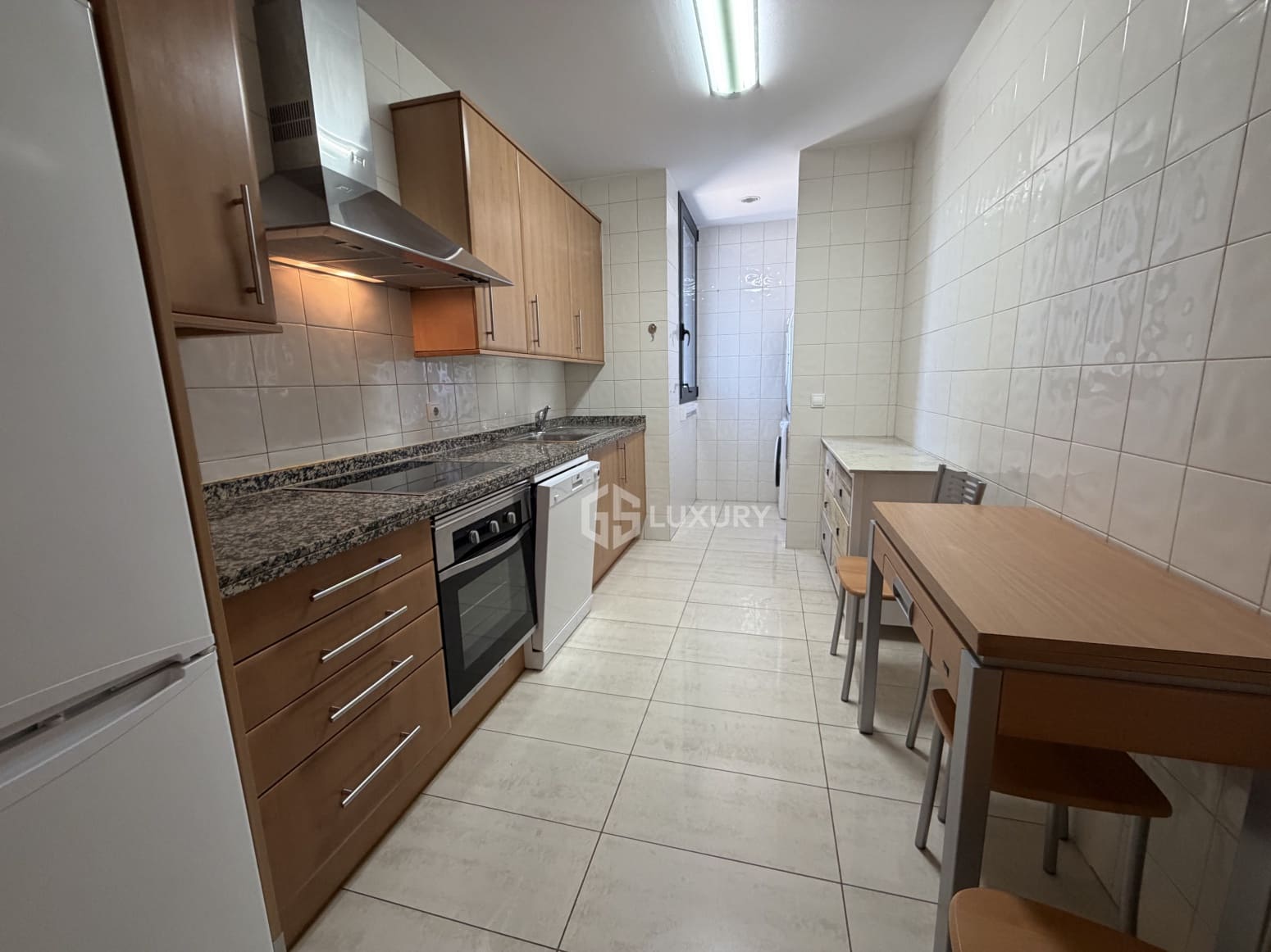 3 bedroom Flat for rent in Santa Cruz de Tenerife with garage - € 2,000 (Ref: 9858841)