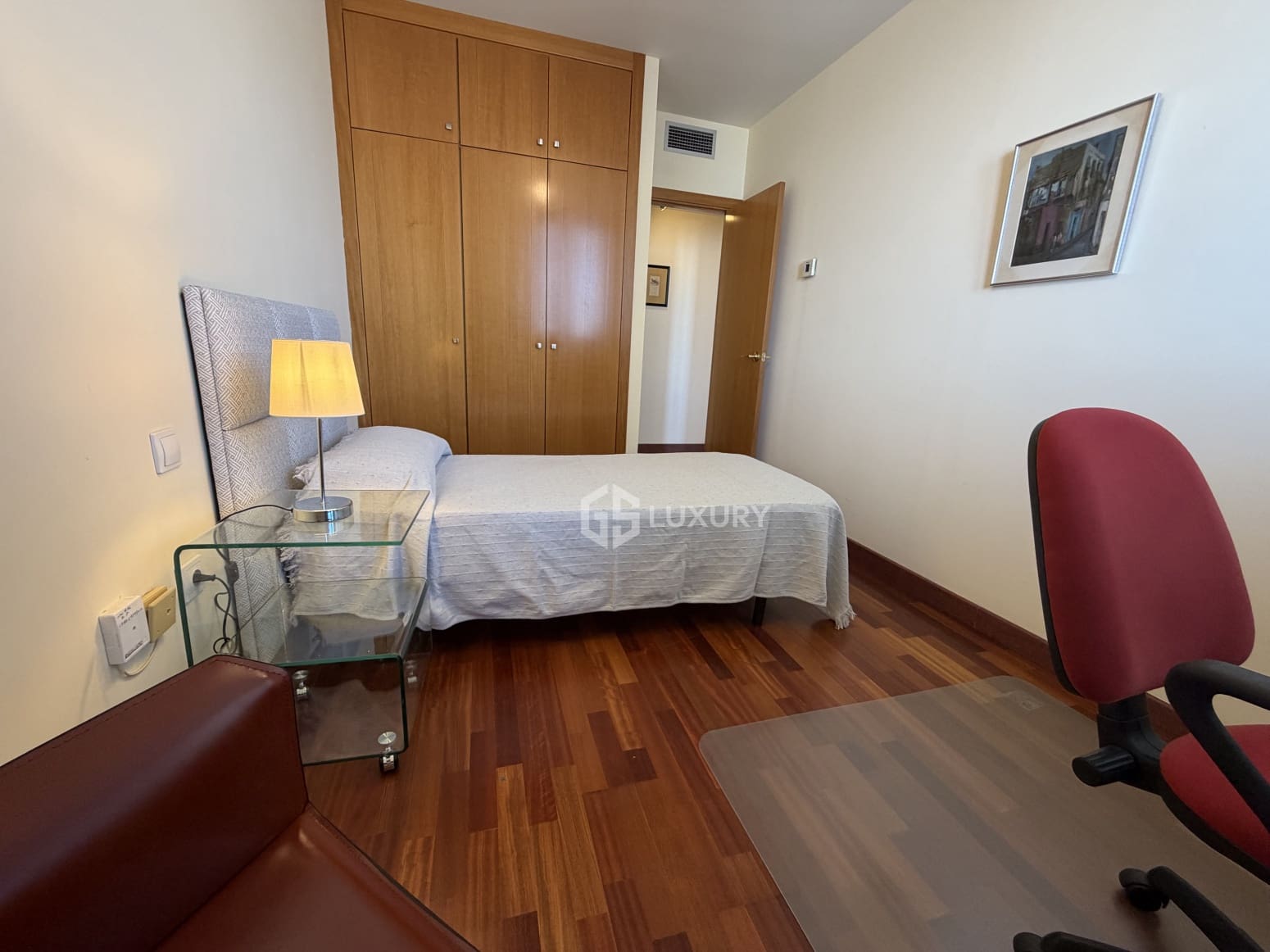 3 bedroom Flat for rent in Santa Cruz de Tenerife with garage - € 2,000 (Ref: 9858841)