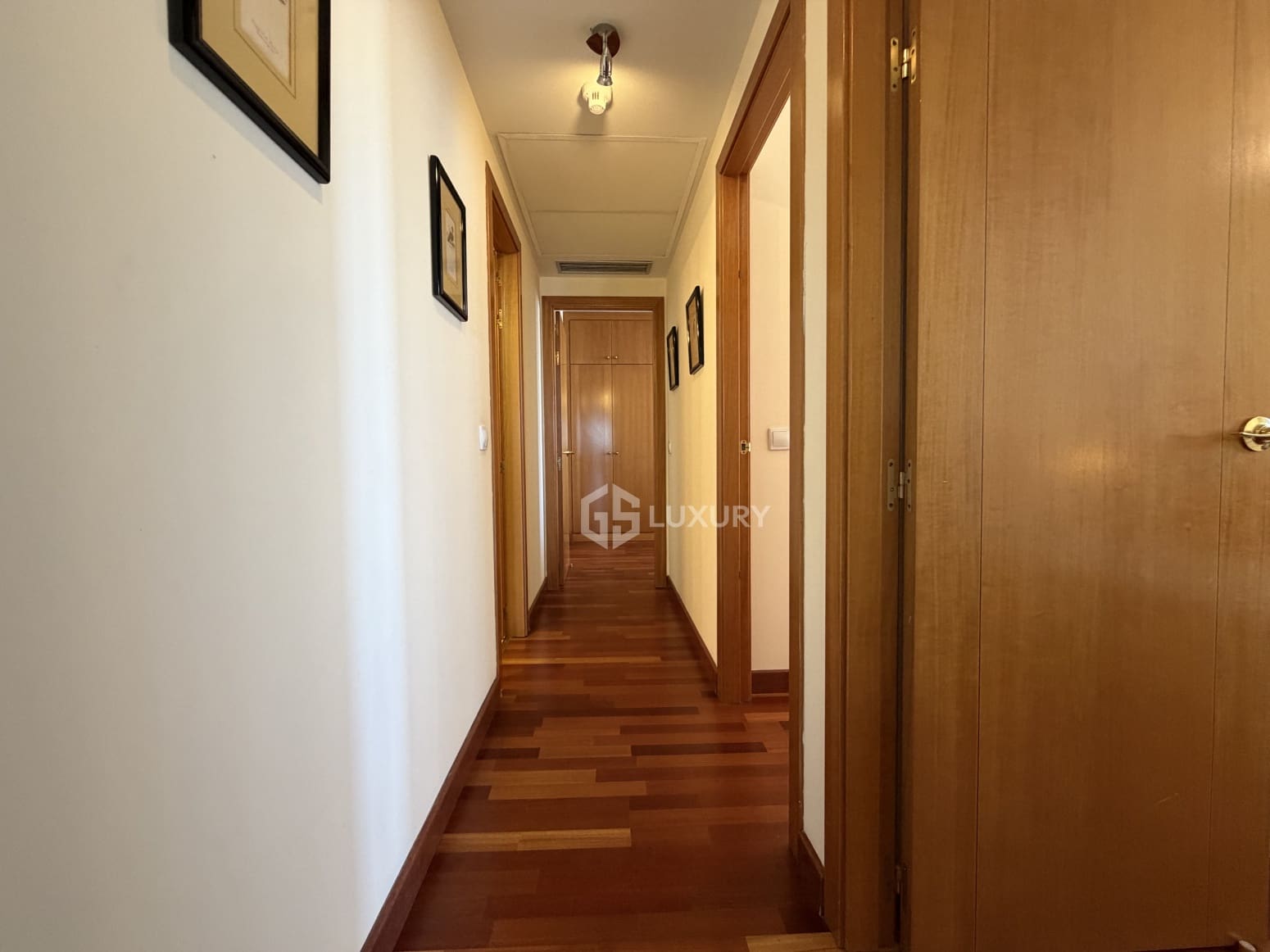3 bedroom Flat for rent in Santa Cruz de Tenerife with garage - € 2,000 (Ref: 9858841)