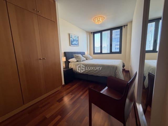 3 bedroom Flat for rent in Cuatro Torres, Santa Cruz de Tenerife with garage - € 2,000 (Ref: 9858841)