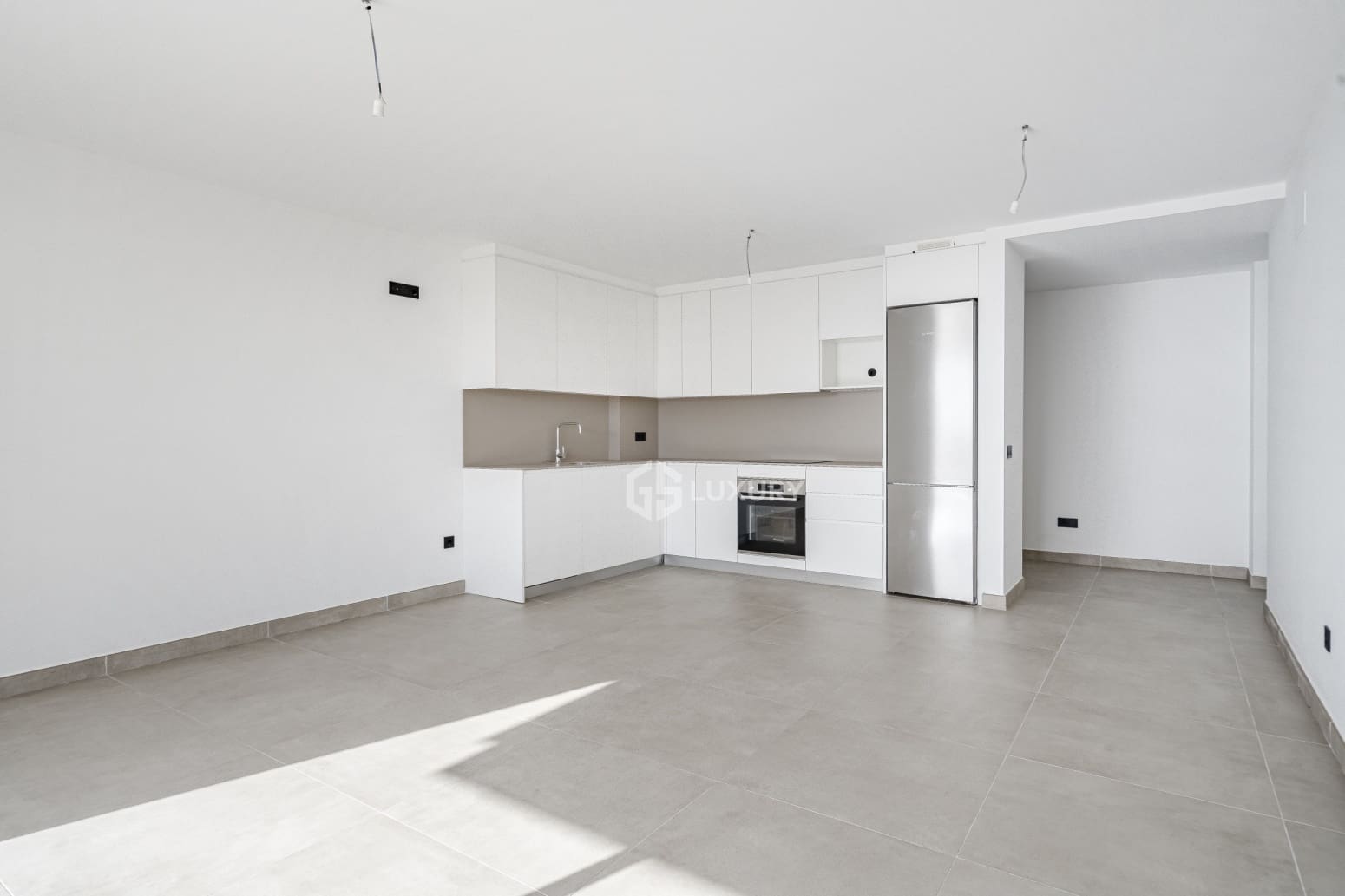 3 Zimmer Wohnung zu verkaufen in Granadilla de Abona mit Pool Garage - 590.000 € (Ref: 9858842)