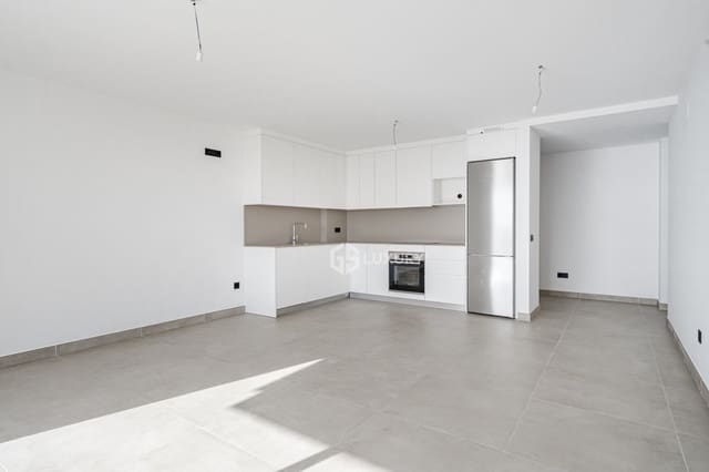 3 Zimmer Wohnung zu verkaufen in Granadilla de Abona mit Pool Garage - 590.000 € (Ref: 9858842)