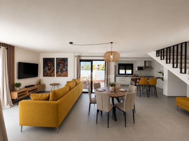 4 sypialnia Willa na sprzedaż w San Miguel de Abona z basenem garażem - 830 000 € (Ref: 9866219)