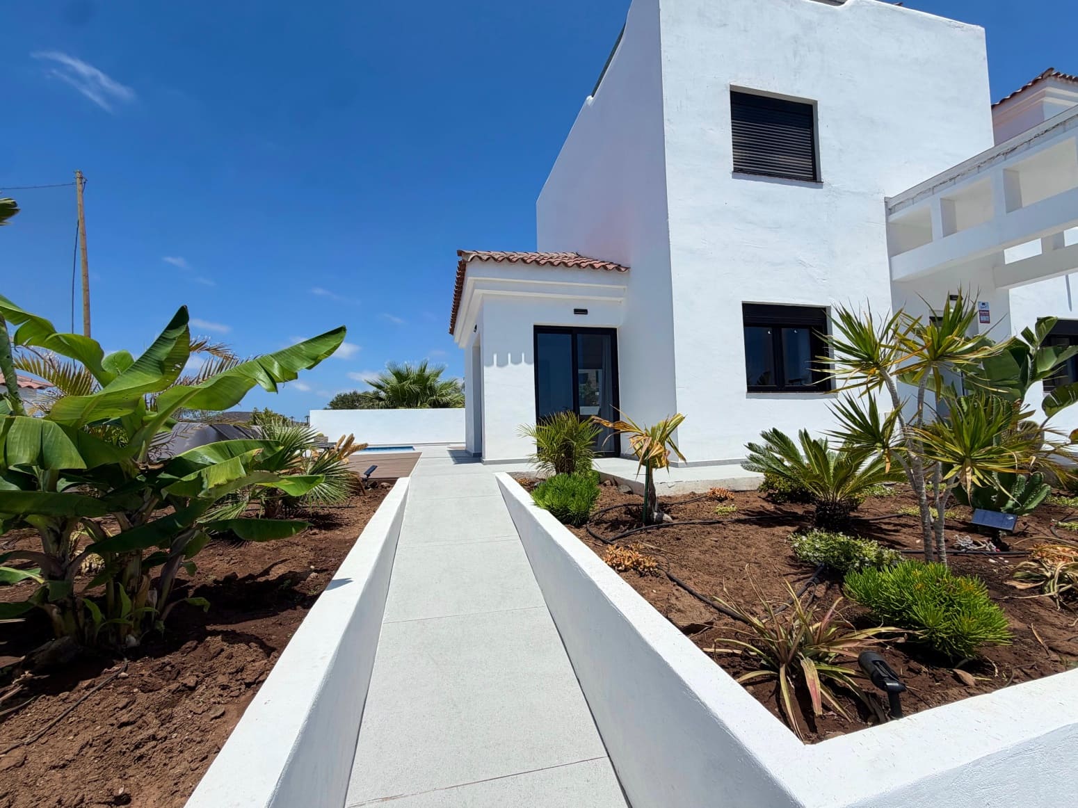 4 bedroom Villa for sale in San Miguel de Abona with pool garage - € 830,000 (Ref: 9866219)