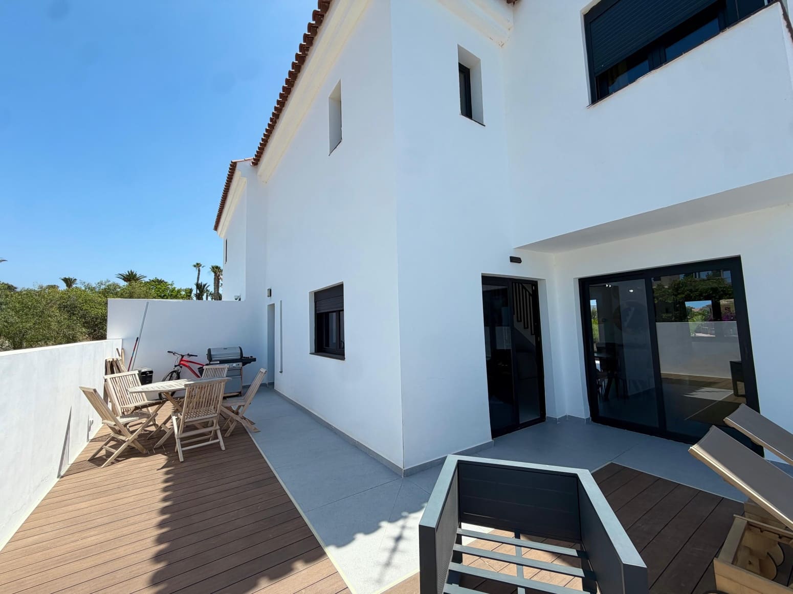 4 bedroom Villa for sale in San Miguel de Abona with pool garage - € 830,000 (Ref: 9866219)