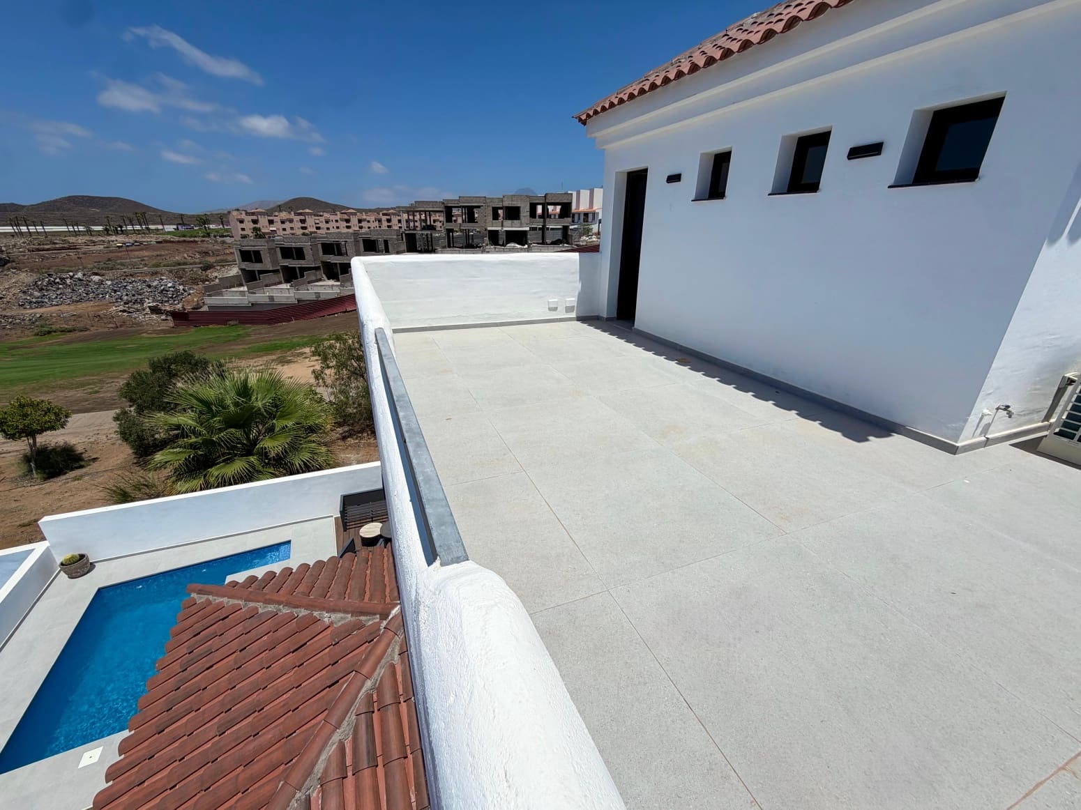 4 bedroom Villa for sale in San Miguel de Abona with pool garage - € 830,000 (Ref: 9866219)
