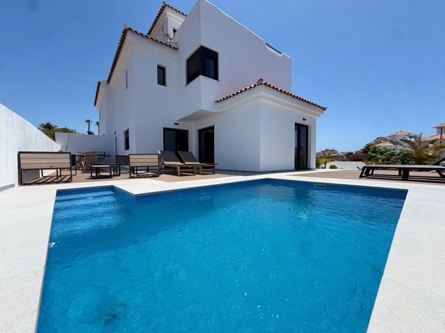 4 sypialnia Willa na sprzedaż w San Miguel de Abona z basenem garażem - 830 000 € (Ref: 9866219)