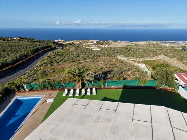 7 chambre Villa/Maison à vendre à Casco Urbano, Adeje avec piscine garage - 1 500 000 € (Ref: 9866220)