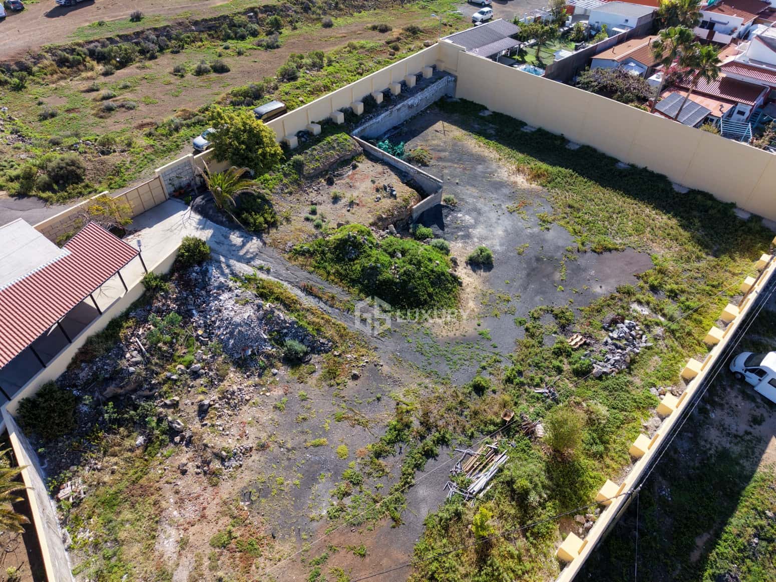 7 bedroom Villa for sale in Adeje with pool garage - € 1,500,000 (Ref: 9866220)