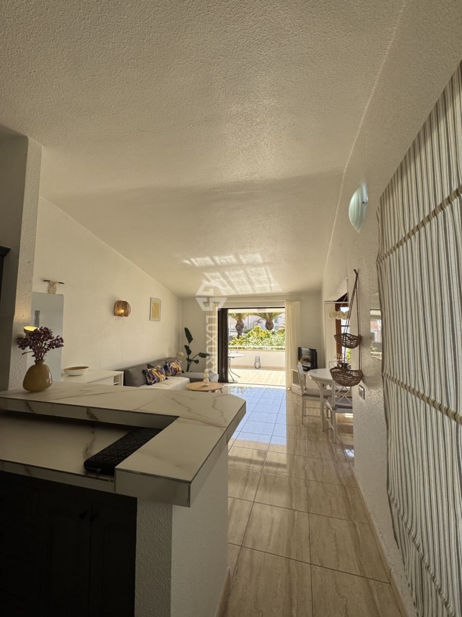 2 bedroom Villa for sale in Adeje - € 495,000 (Ref: 9867623)