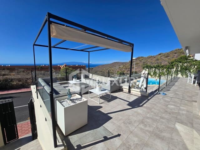 3 chambre Villa/Maison à vendre à Torviscas Centro y Alto, Adeje avec piscine garage - 1 480 000 € (Ref: 9867731)