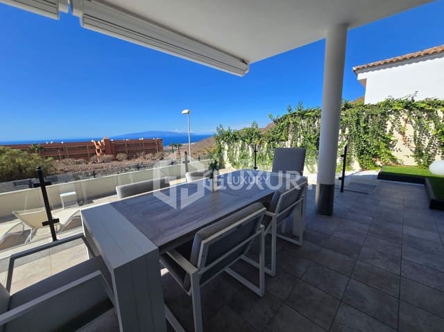 3 chambre Villa/Maison à vendre à Torviscas Centro y Alto, Adeje avec piscine garage - 1 480 000 € (Ref: 9867731)