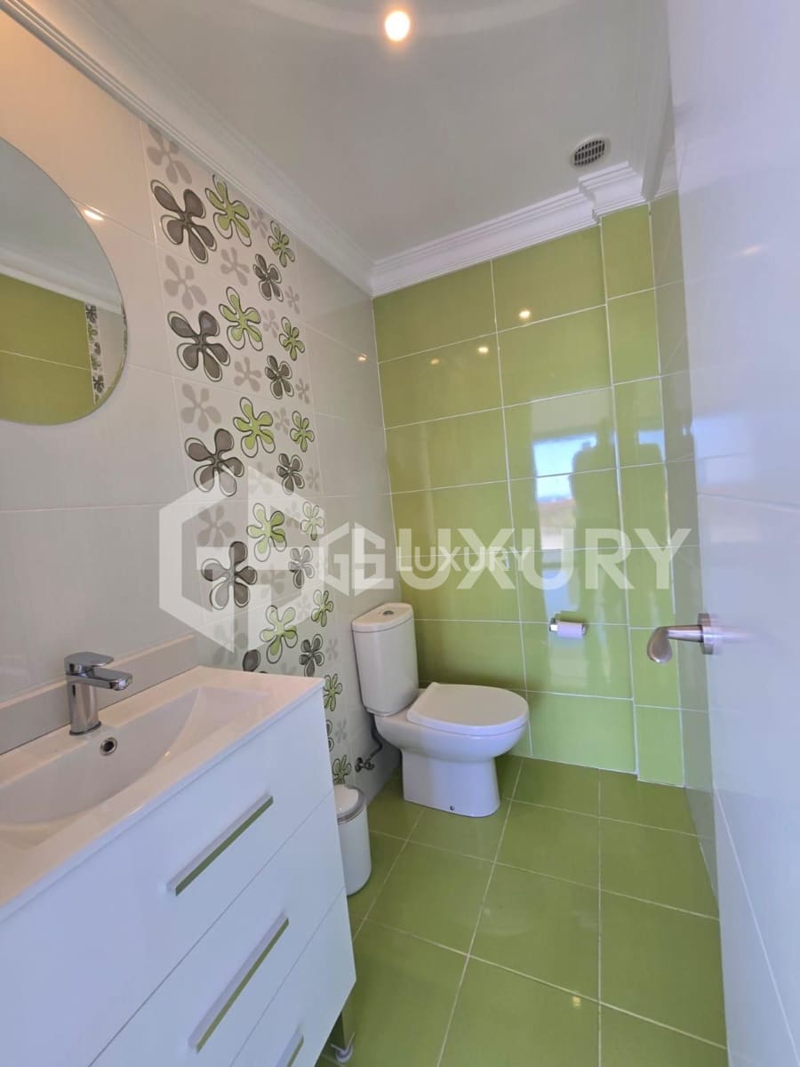 3 bedroom Villa for sale in Adeje with pool garage - € 1,480,000 (Ref: 9867731)