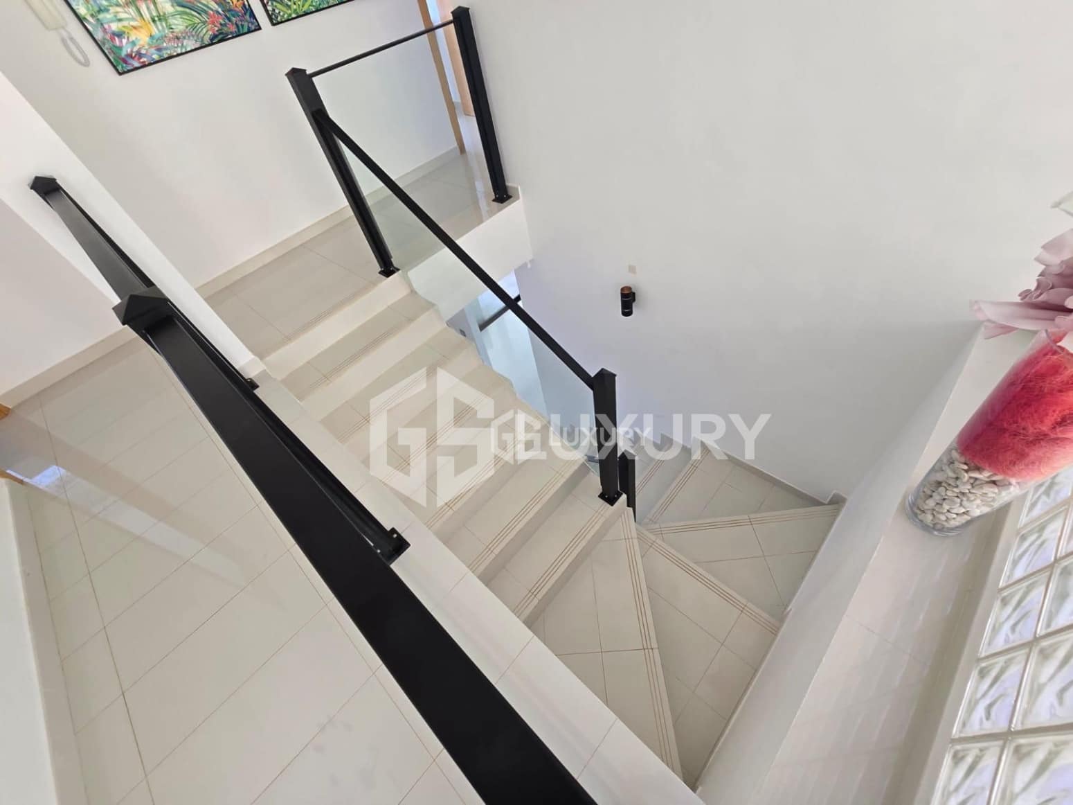 3 bedroom Villa for sale in Adeje with pool garage - € 1,480,000 (Ref: 9867731)