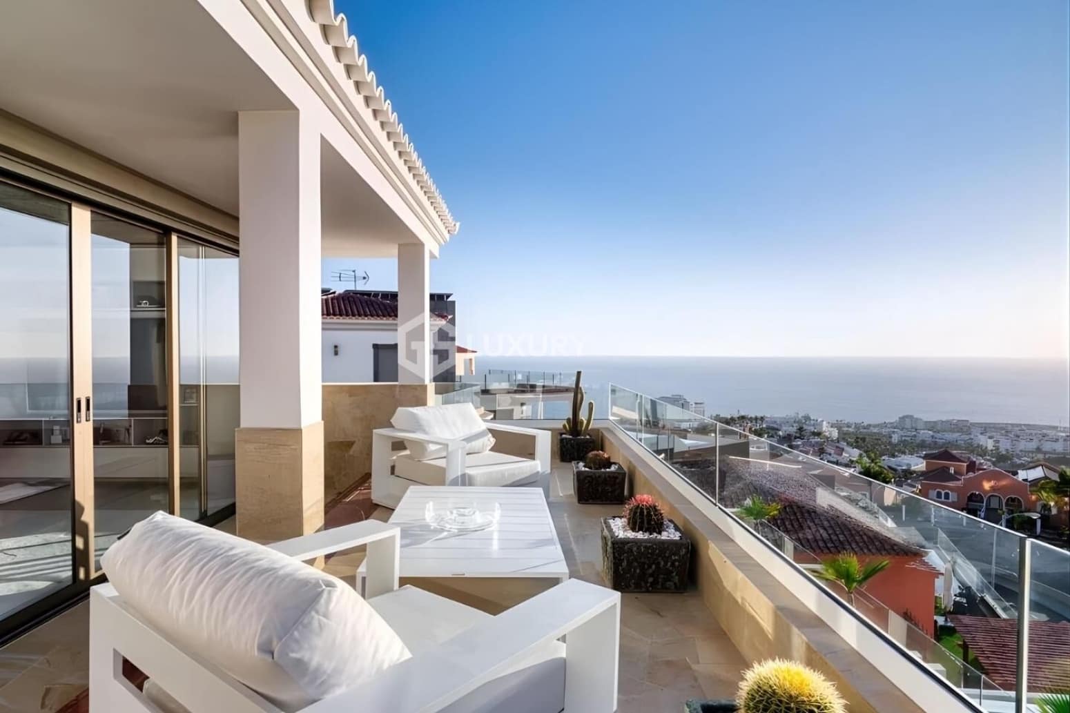 4 quarto Moradia para venda em Adeje com garagem - 5 500 000 € (Ref: 9867732)