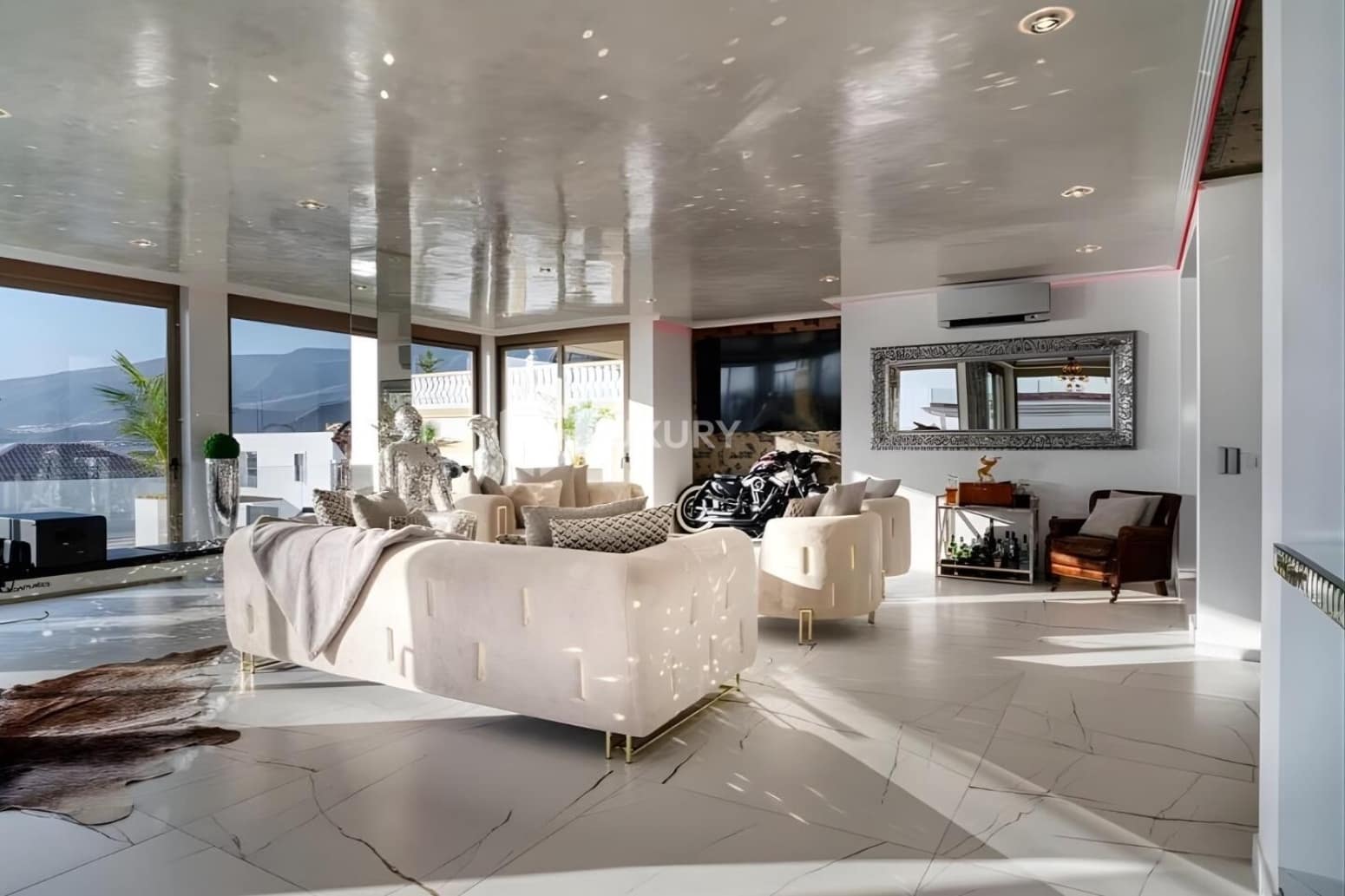 4 quarto Moradia para venda em Adeje com garagem - 5 500 000 € (Ref: 9867732)