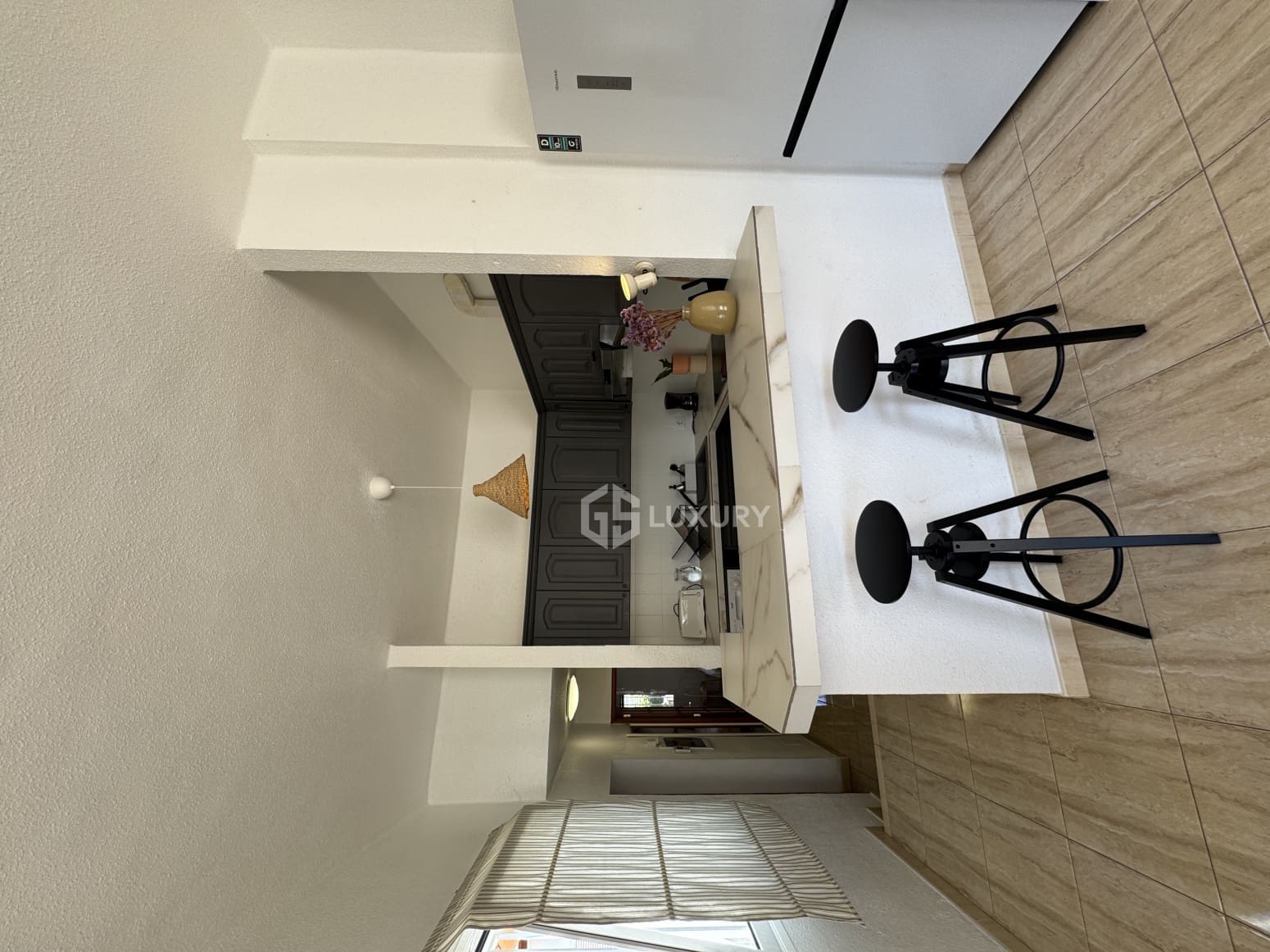 2 Zimmer Villa zu vermieten in Adeje mit Pool - 2.500 € (Ref: 9889491)