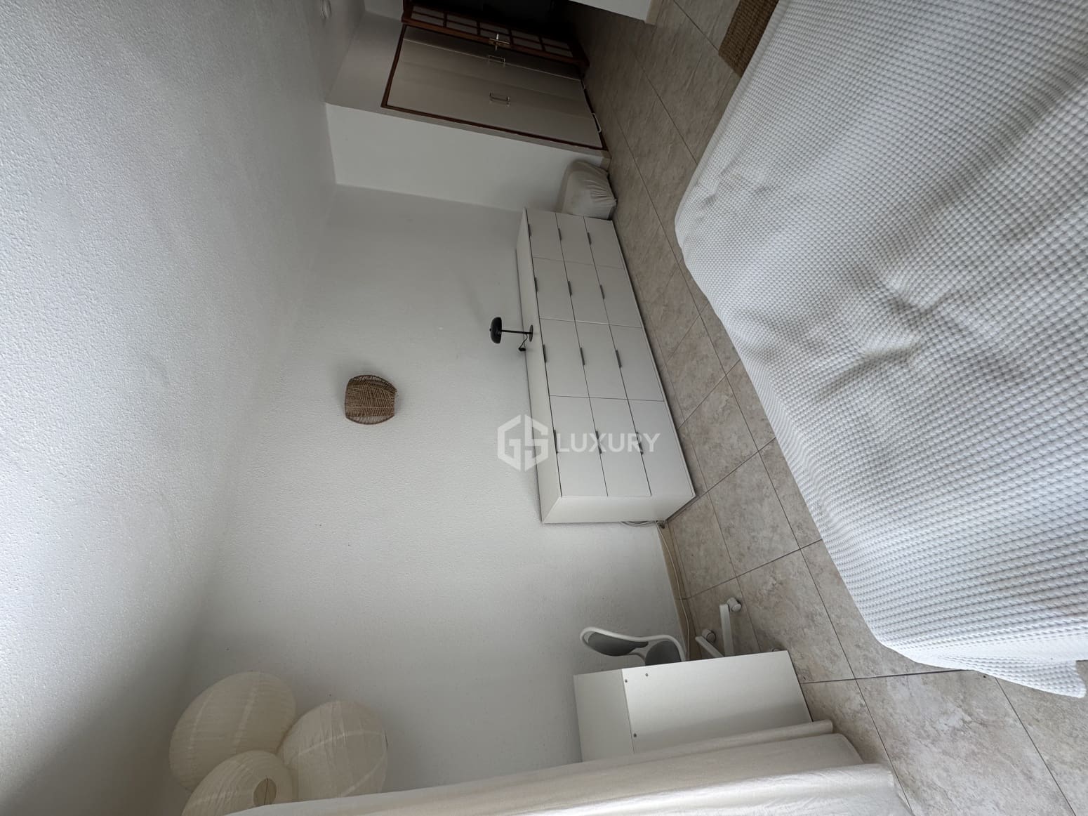 2 Zimmer Villa zu vermieten in Adeje mit Pool - 2.500 € (Ref: 9889491)