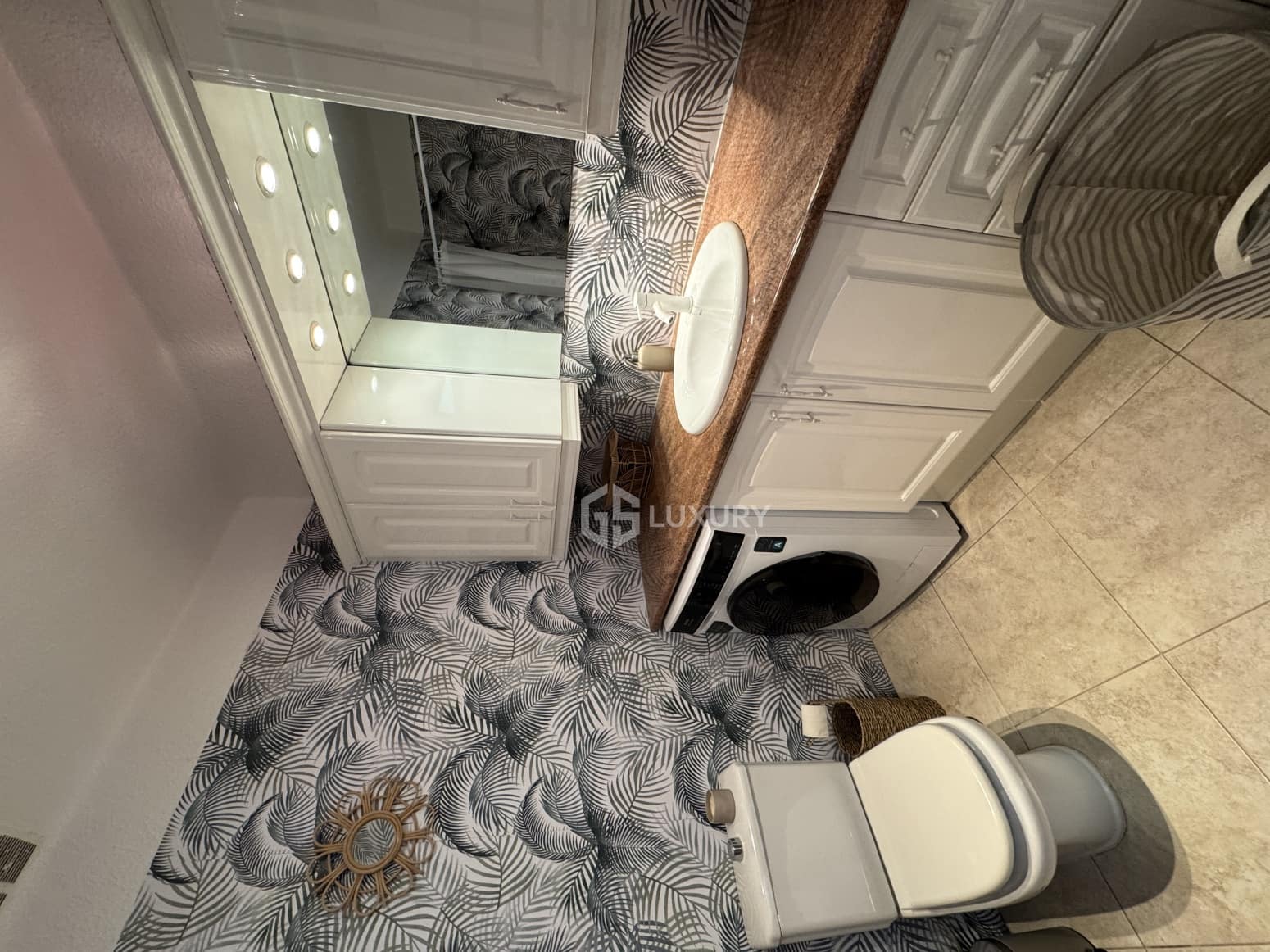 2 Zimmer Villa zu vermieten in Adeje mit Pool - 2.500 € (Ref: 9889491)